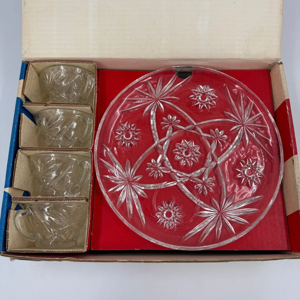 Anchor Hocking Snack Set 8 Piece Clear Early American Prescut‎ Star Glass